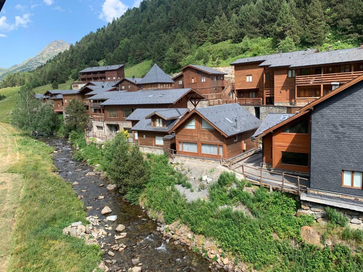 Apartamento Valle De Incles Orenetes Wifi Y Parking Gratuito Сольдеу Екстер'єр фото