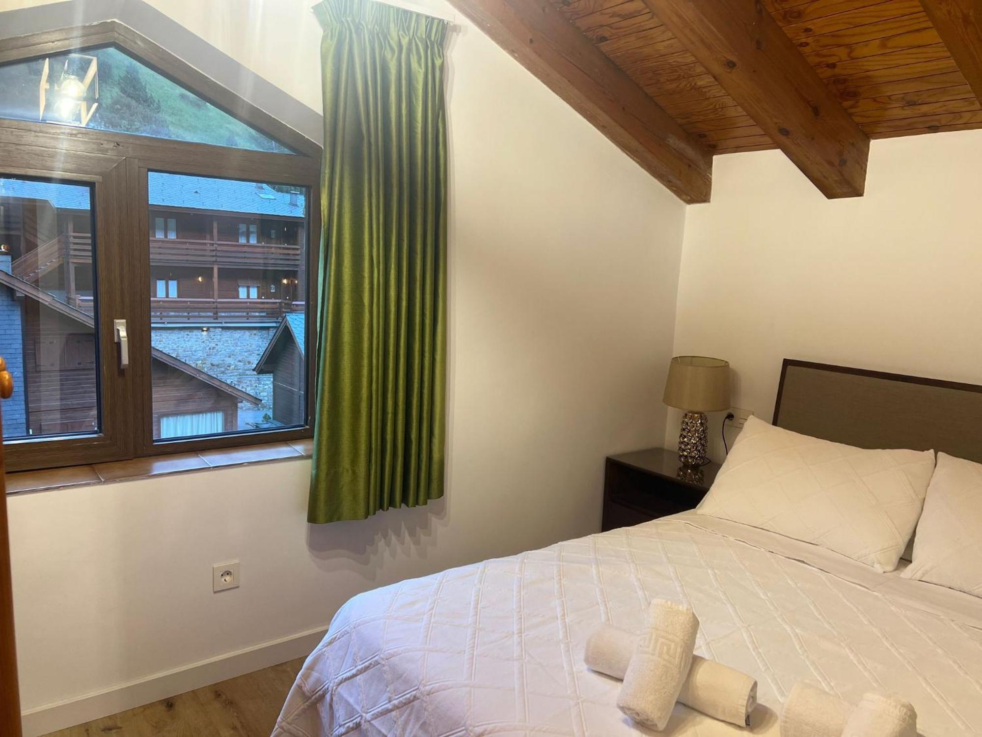 Apartamento Valle De Incles Orenetes Wifi Y Parking Gratuito Сольдеу Екстер'єр фото