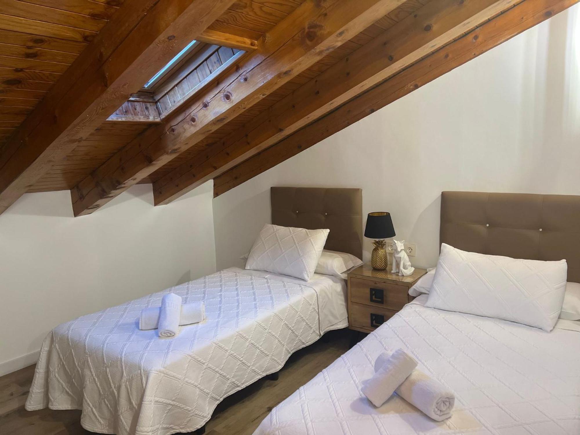 Apartamento Valle De Incles Orenetes Wifi Y Parking Gratuito Сольдеу Екстер'єр фото